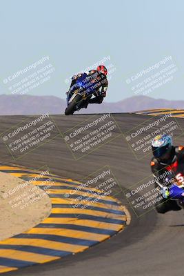 media/Dec-18-2022-SoCal Trackdays (Sun) [[8099a50955]]/Turns 9 and 10 Set 2 (1055am)/